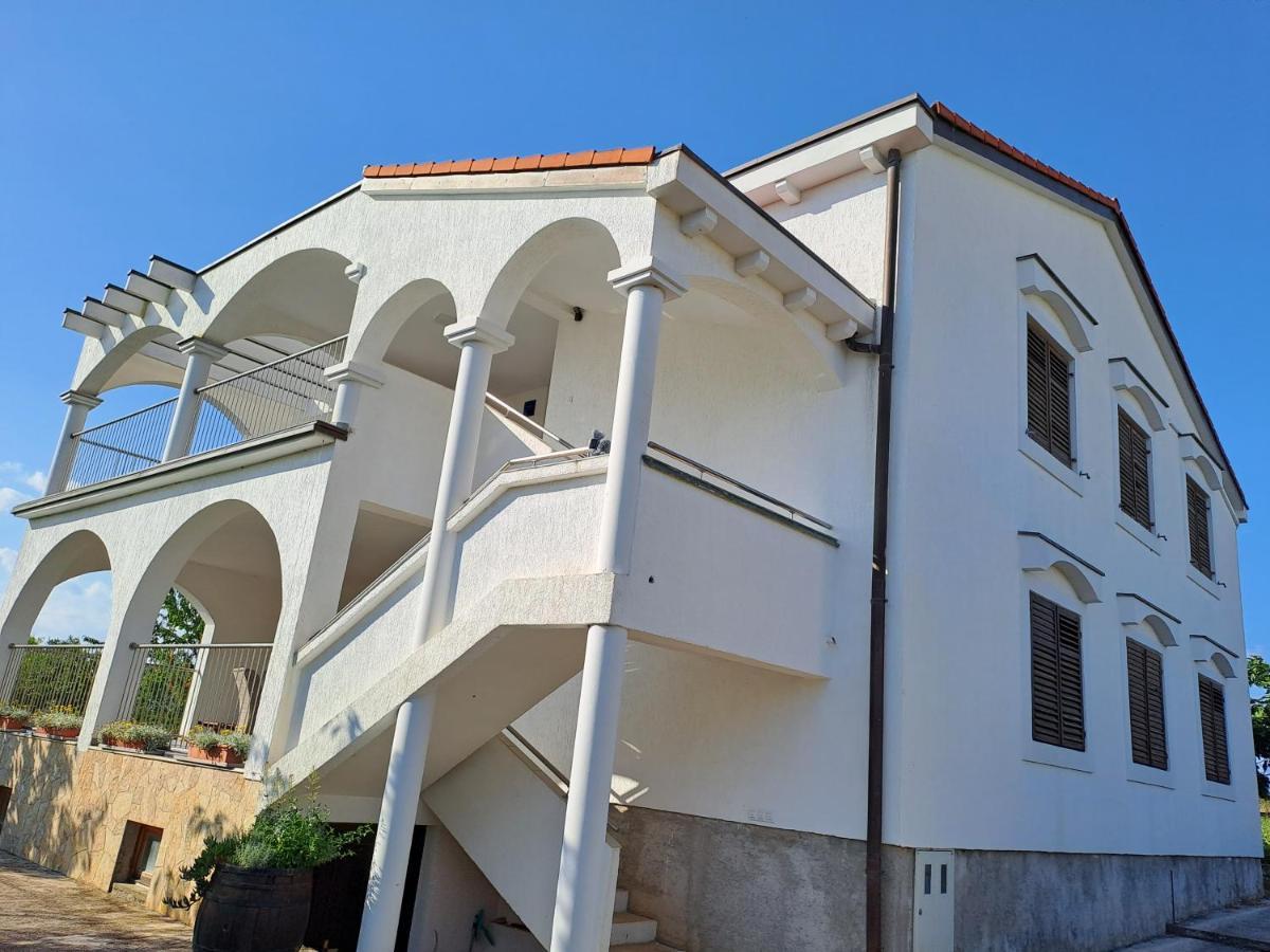 Apartments Pavlovic Ninski Stanovi Екстериор снимка