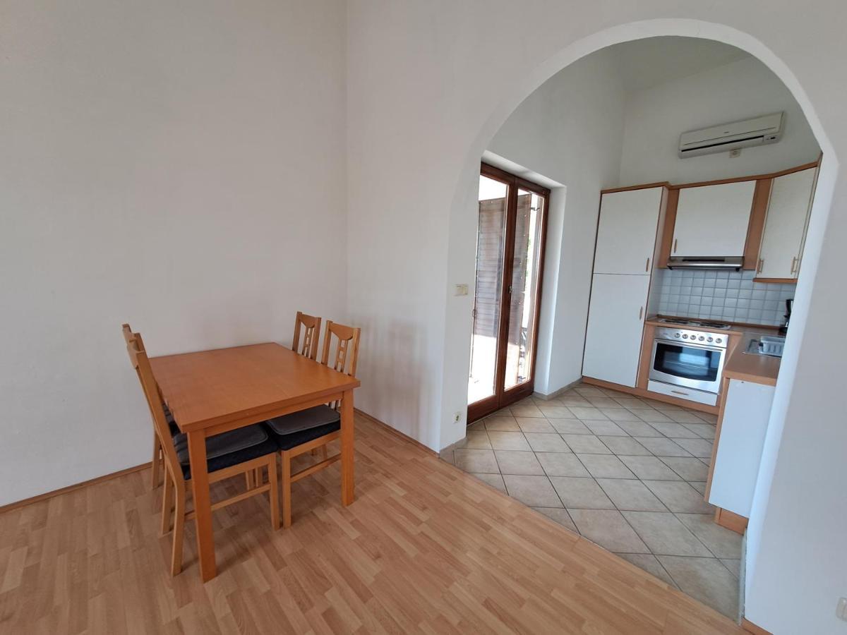 Apartments Pavlovic Ninski Stanovi Екстериор снимка