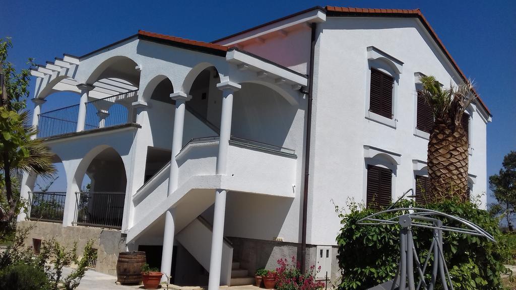 Apartments Pavlovic Ninski Stanovi Екстериор снимка